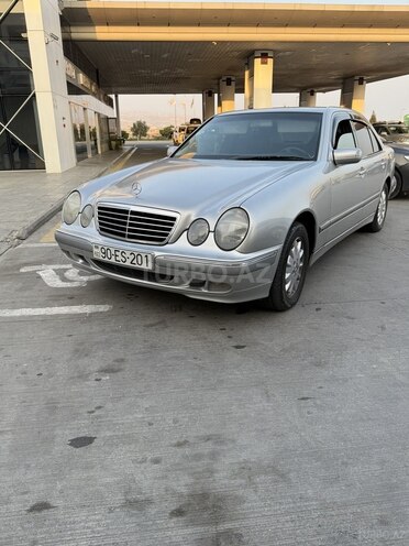 Mercedes E 240 2000, 183,708 km - 2.4 l - Sabirabad