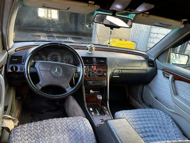 Mercedes C 180 1995, 404,035 km - 1.8 l - Qazax