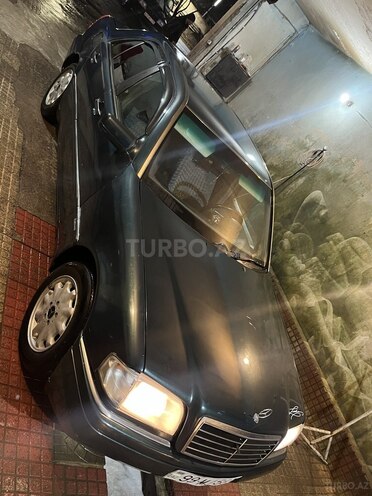 Mercedes C 180 1995, 404,035 km - 1.8 l - Qazax