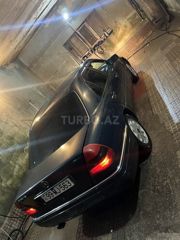 Mercedes C 180 1995, 404,035 km - 1.8 l - Qazax