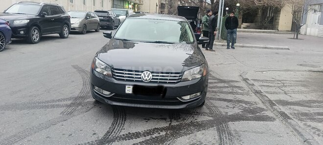 Volkswagen Passat (North America) 2014, 243,500 km - 1.8 l - Bakı