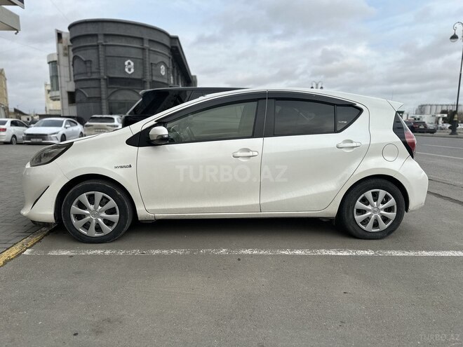 Toyota Aqua 2018, 139,000 km - 1.5 l - Bakı