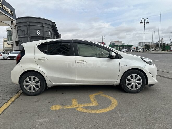 Toyota Aqua 2018, 139,000 km - 1.5 l - Bakı