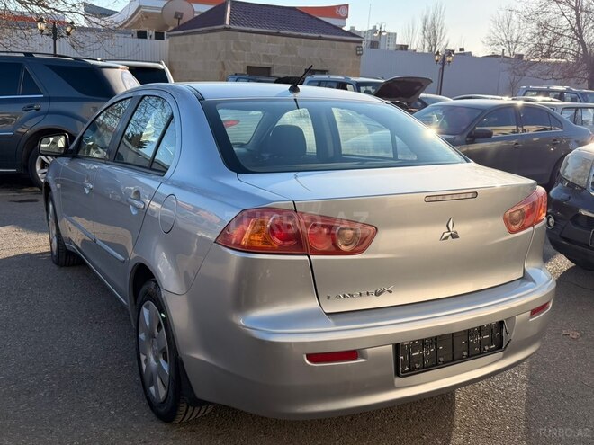 Mitsubishi Lancer 2015, 303,290 km - 2.0 л - Bakı