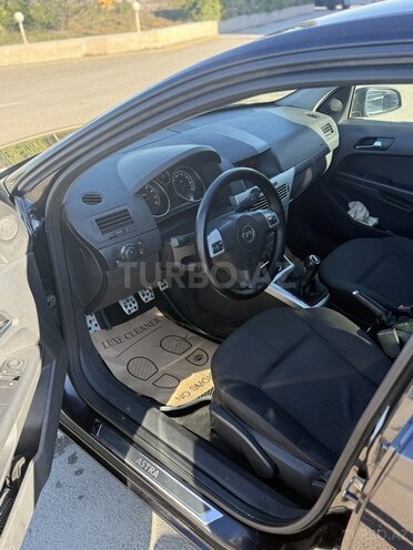Opel Astra 2009, 269,000 km - 1.4 л - Bakı