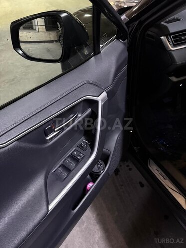 Toyota RAV4 2024, 18,200 km - 2.5 l - Bakı