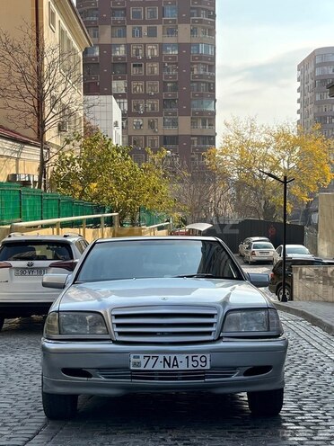 Mercedes C 220 1994, 460,000 km - 2.2 l - Bakı