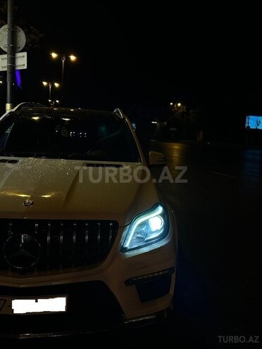 Mercedes GL 500 4MATIC 2013, 149,000 km - 4.7 l - Bakı