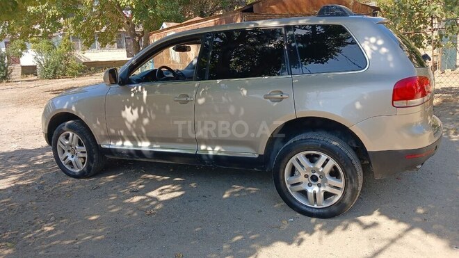Volkswagen Touareg 2004, 254,800 km - 4.2 l - Bakı