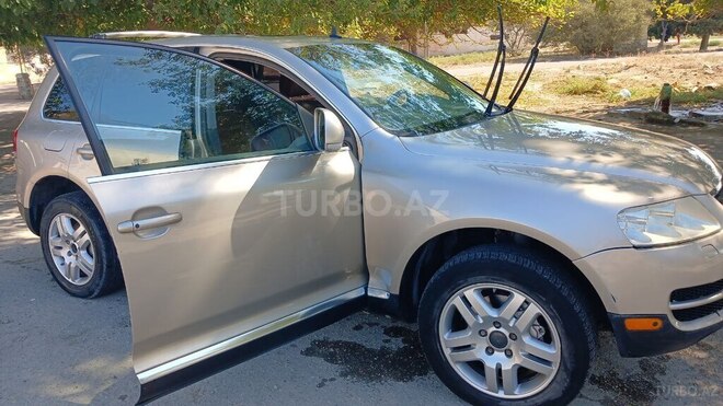 Volkswagen Touareg 2004, 254,800 km - 4.2 l - Bakı