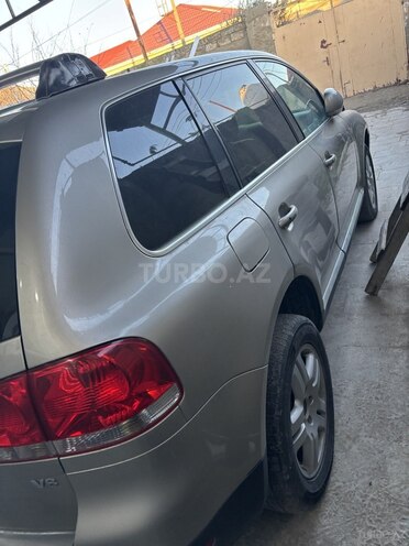 Volkswagen Touareg 2004, 254,800 km - 4.2 l - Bakı