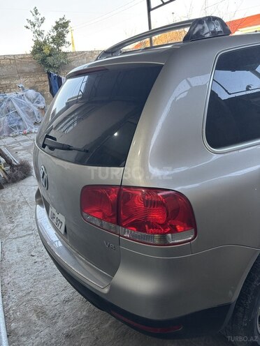 Volkswagen Touareg 2004, 254,800 km - 4.2 l - Bakı