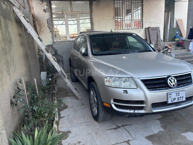 Volkswagen Touareg 2004, 254,800 km - 4.2 l - Bakı
