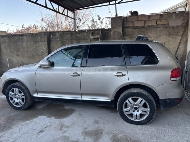 Volkswagen Touareg 2004, 254,800 km - 4.2 l - Bakı