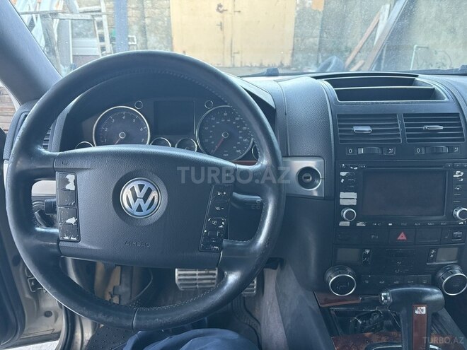 Volkswagen Touareg 2004, 254,800 km - 4.2 l - Bakı