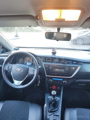 Toyota Auris 2014, 237,000 km - 1.4 l - Bakı