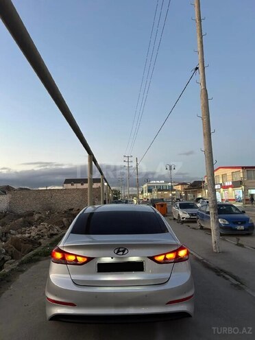Hyundai Elantra 2016, 237,000 km - 1.6 l - Bakı