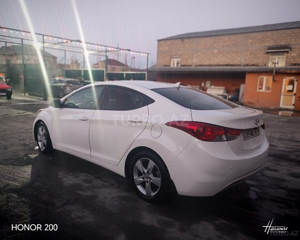 Hyundai Elantra 2013, 273,588 km - 1.8 l - Bakı