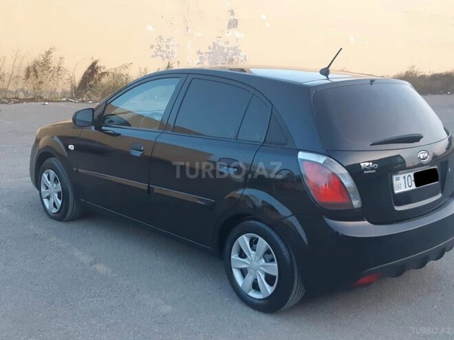 Kia Rio 2010, 196,500 km - 1.4 л - Bakı