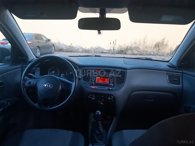 Kia Rio 2010, 196,500 km - 1.4 л - Bakı