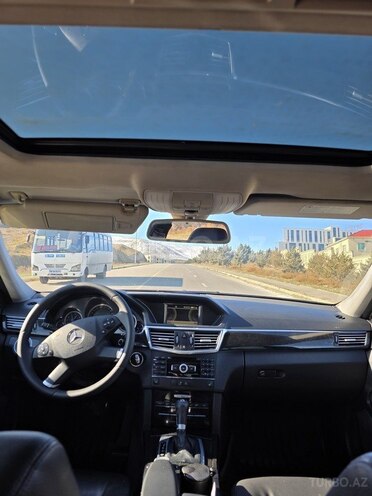 Mercedes E 220 2009, 261,817 km - 2.1 л - Bakı