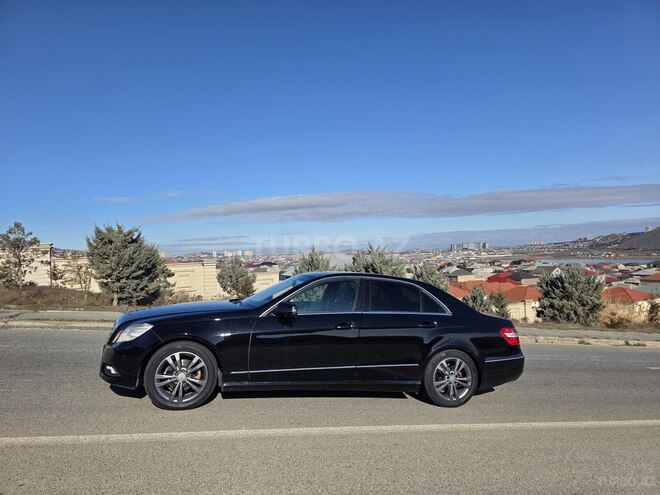 Mercedes E 220 2009, 261,817 km - 2.1 л - Bakı