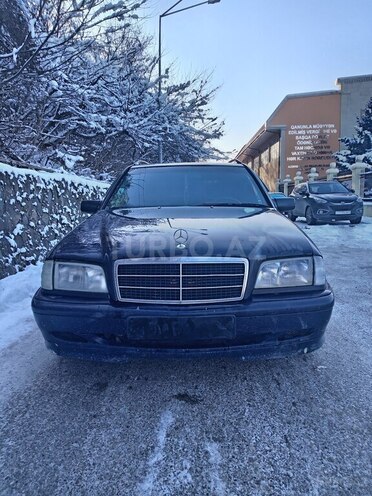 Mercedes C 180 1998, 600,000 km - 1.8 l - Quba
