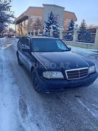 Mercedes C 180 1998, 600,000 km - 1.8 l - Quba