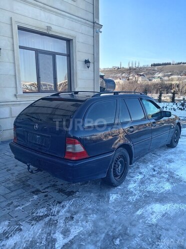 Mercedes C 180 1998, 600,000 km - 1.8 l - Quba