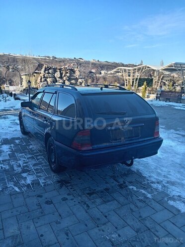 Mercedes C 180 1998, 600,000 km - 1.8 l - Quba