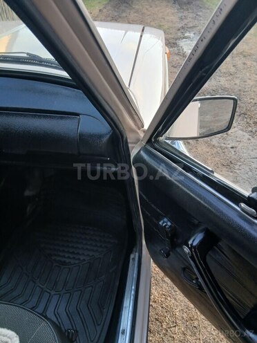 LADA (VAZ) 2106 1988, 158,235 km - 1.6 l - Ucar