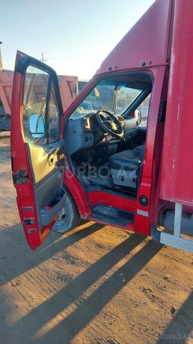 Ford Transit-4