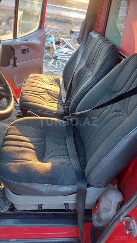 Ford Transit-5