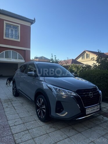 Nissan Kicks 2023, 10,400 km - 1.6 л - Bakı