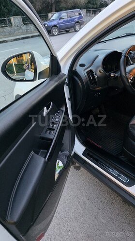 Kia Sportage 2012, 93,000 km - 2.4 l - Qax
