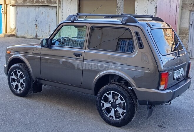 LADA (VAZ) Niva 2024, 27,000 km - 1.7 л - Bakı