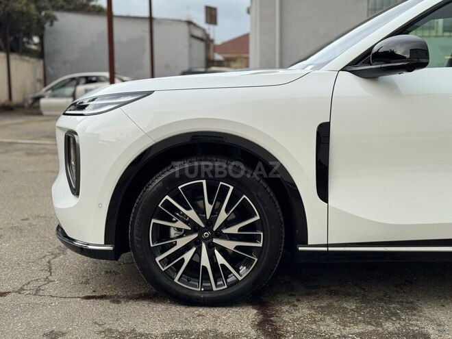 Changan Qiyuan Q07-3