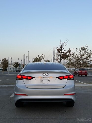 Hyundai Elantra 2016, 144,841 km - 2.0 л - Bakı