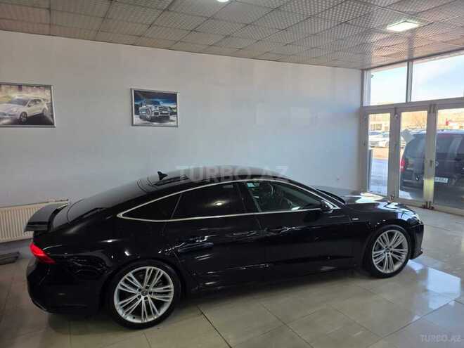 Audi A7-9