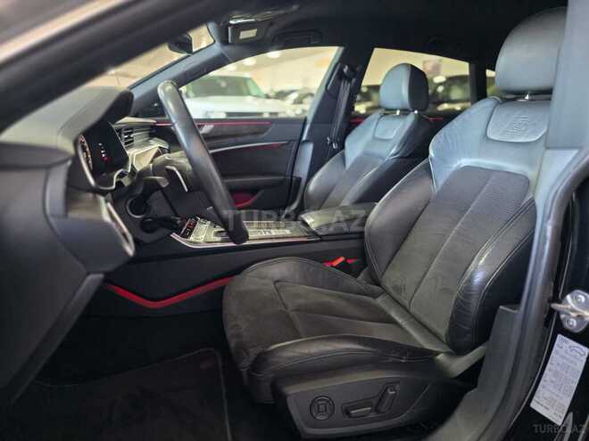 Audi A7-21