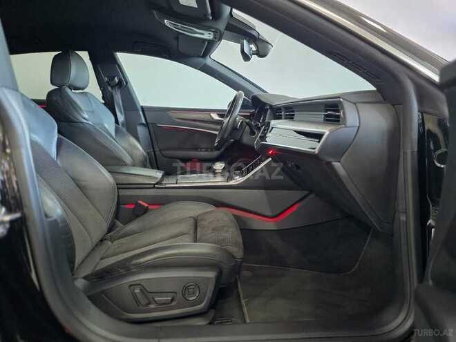 Audi A7-22