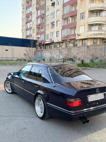 Mercedes E 320 1994, 293,355 km - 3.2 l - Bakı