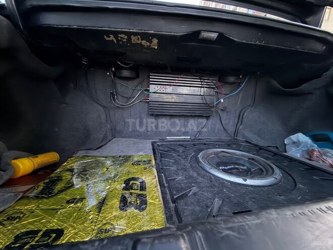 Mercedes E 320 1994, 293,355 km - 3.2 l - Bakı