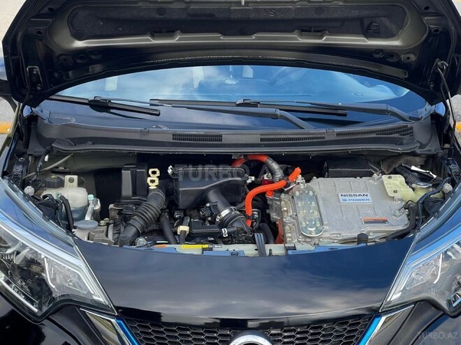 Nissan Note-9