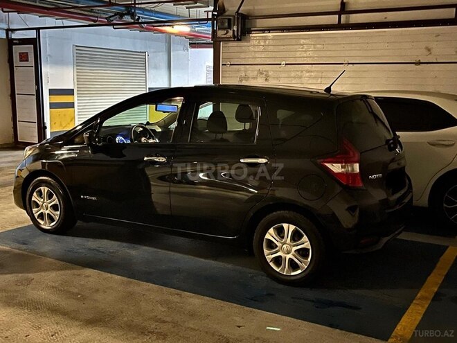 Nissan Note-3