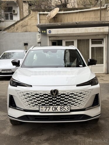 Changan CS 55 Plus 2025, 0 km - 1.5 л - Bakı