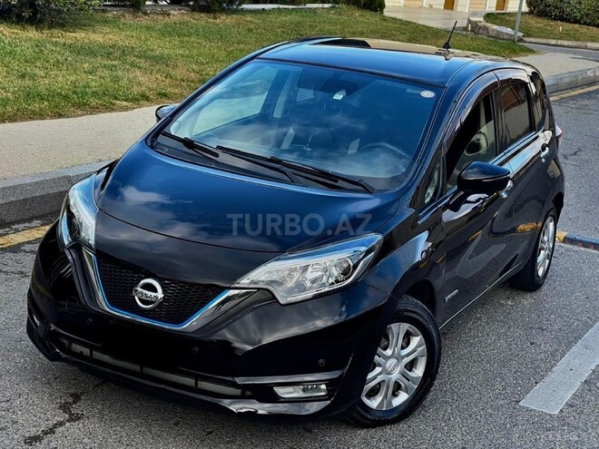 Nissan Note-5