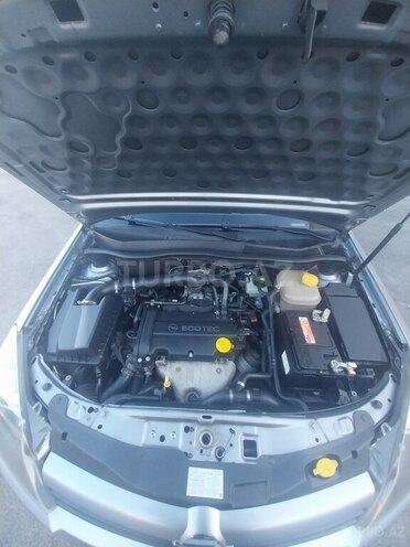 Opel Astra 2004, 169,000 km - 1.4 л - Bakı