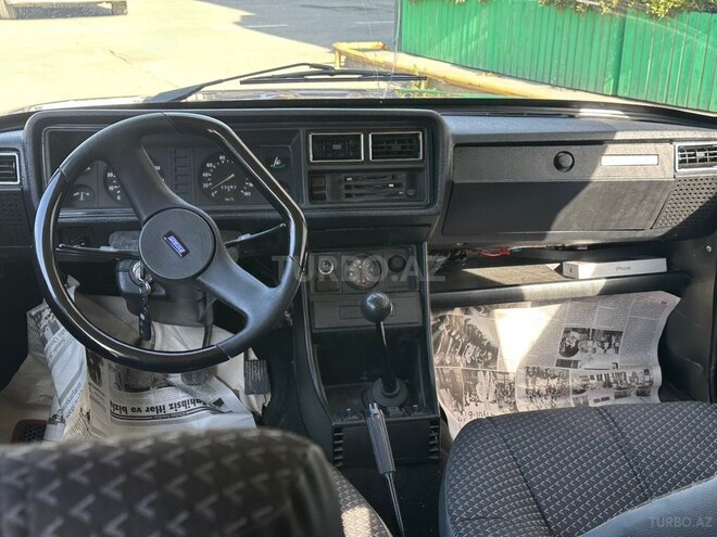 LADA (VAZ) 2107 2009, 23,500 km - 1.6 l - Bakı