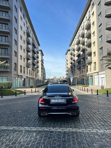 Mercedes E 300 2019, 63,000 km - 2.0 l - Bakı